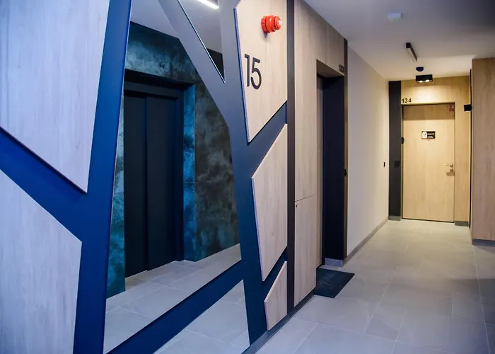 Maya\'S Flats & Resorts 100 Sea View - 3 Pokojowy Apartament Na Letnicy